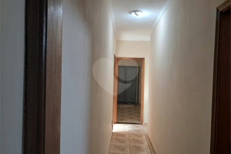 Casa à venda com 3 quartos, sendo 1 suíte, em Vila Boa Vista 1, São Carlos, SP