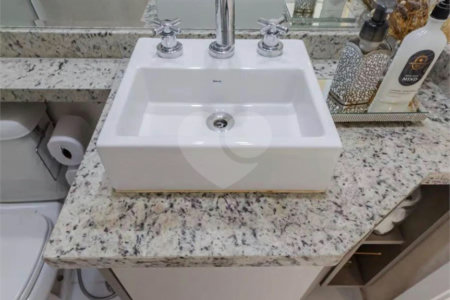 Apartamento à venda com 2 quartos, sendo 1 suíte,  em Vila Andrade, São Paulo, SP
