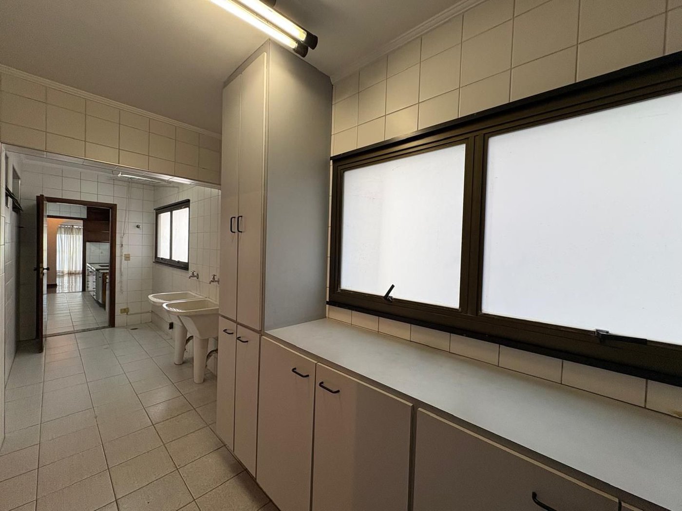 Apartamento com 3 dormitórios à venda, 150 m² por R$ 1.000.000,00 - Pompéia - Santos/SP
