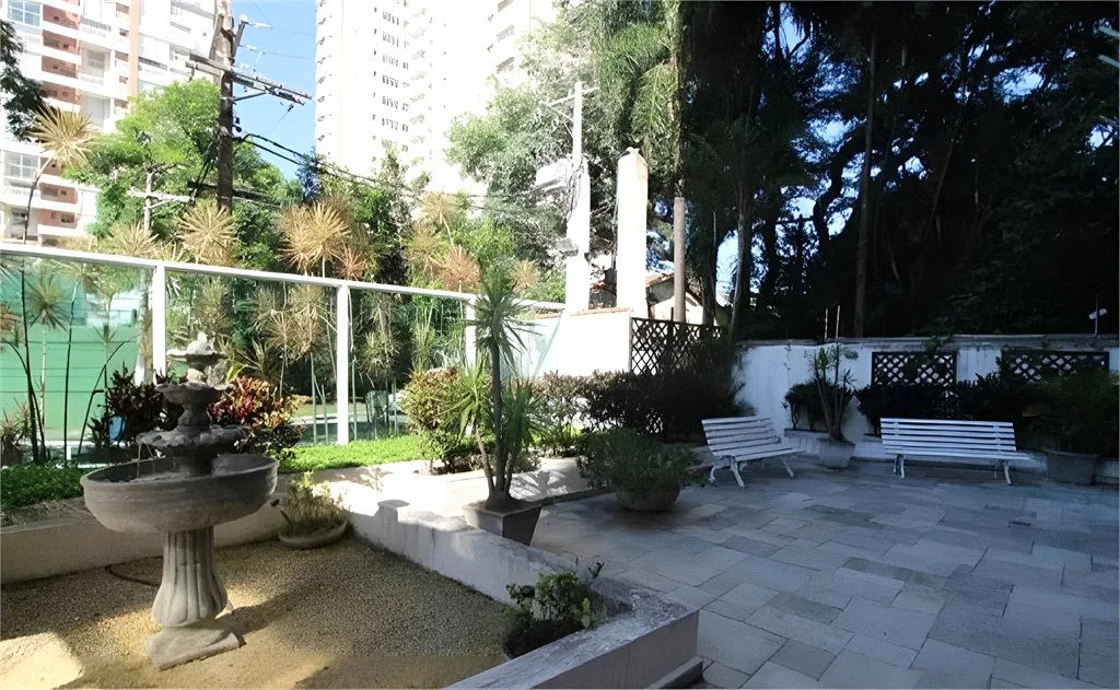 Apartamento à venda com 3 quartos, sendo 1 suíte, em Vila Cordeiro, São Paulo, SP