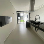 Casa à venda com 3 suítes no condomínio Jardim Residencial Helena Maria, Sorocaba - SP