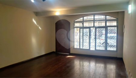 Sobrado à venda com 3 quartos, sendo 1 suíte,  em Brooklin, São Paulo, SP