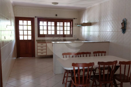 Casa à venda com 4 suítes no condomínio Monte Belo, Salto - SP