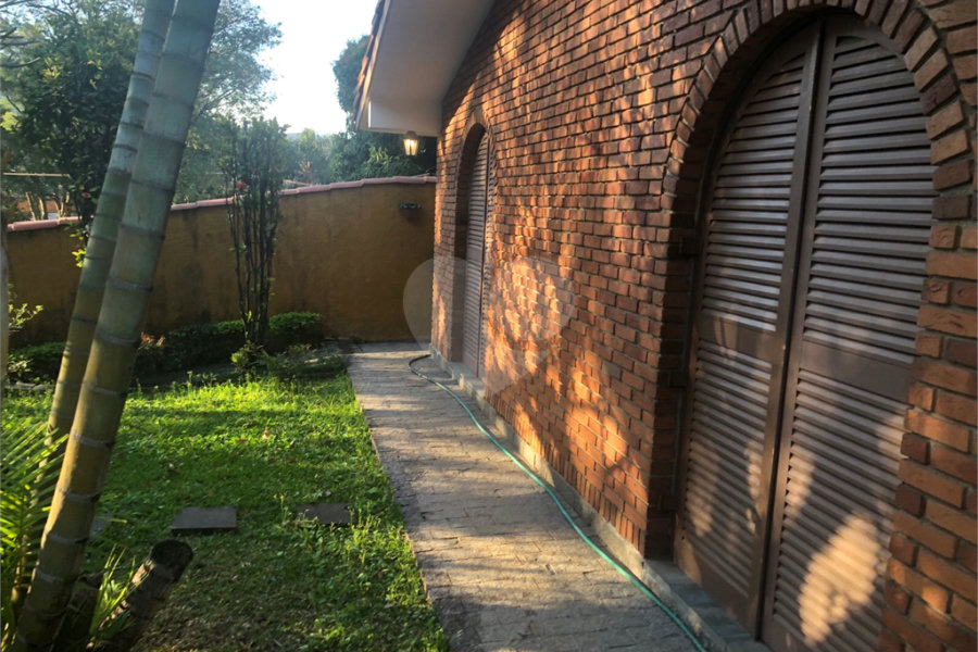 Casa Térrea à venda ou para alugar com 4 quartos, sendo 1 suíte, em Tremembé, São Paulo, SP