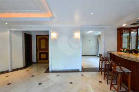 Apartamento à venda com 4 quartos, sendo 2 suítes, em Vila Monumento, São Paulo, SP
