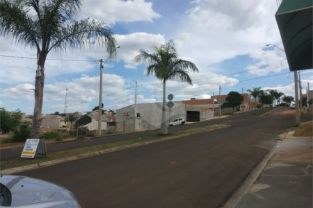 Terreno à venda no Centro, Elias Fausto, SP
