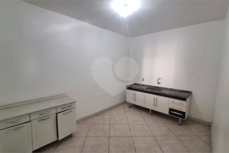 Casa à venda com 5 quartos, sendo 2 suítes,  em Vila Barão, Sorocaba, SP