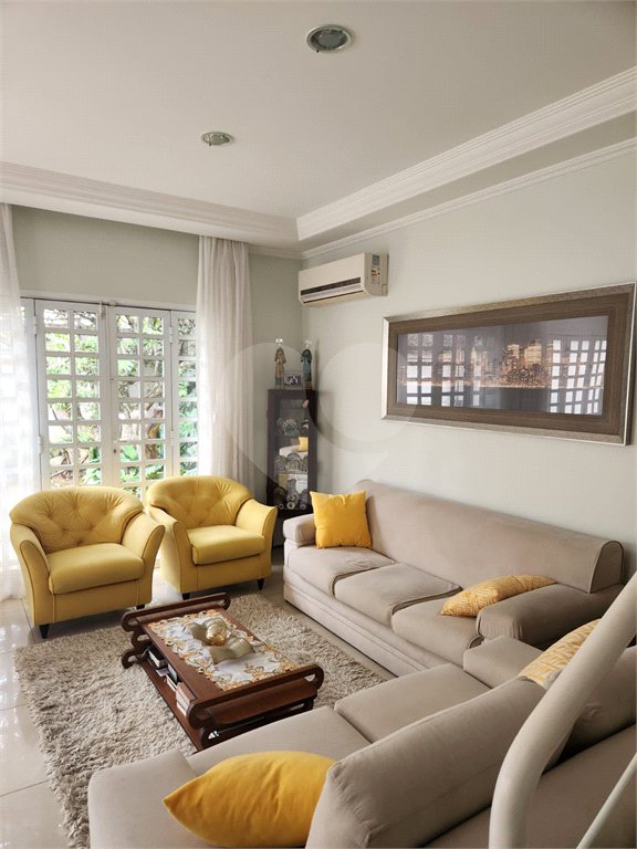 Casa à venda com 4 quartos, sendo 2 suítes,  em Vila Romana, São Paulo, SP