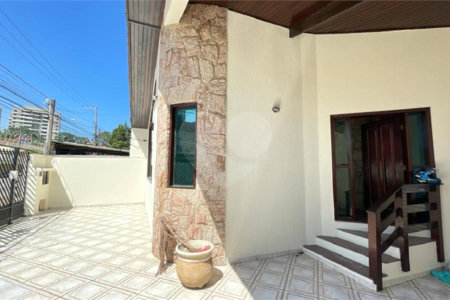 Casa à venda com 3 quartos, sendo 1 suíte, em Jardim Pires de Mello, Sorocaba, SP