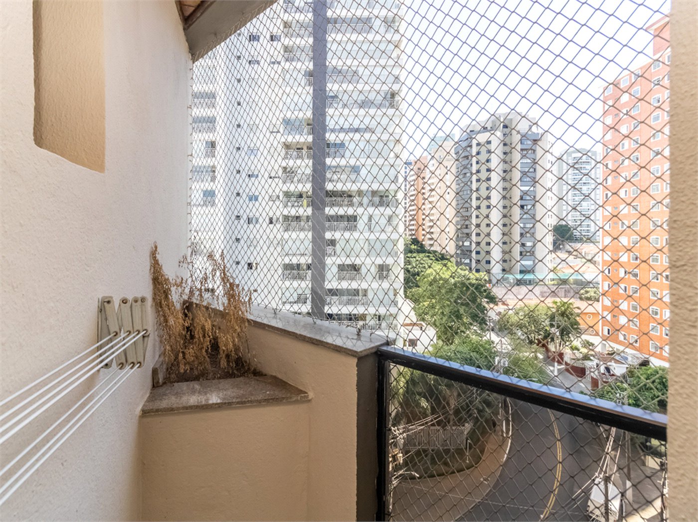 Apartamento à venda com 3 quartos, sendo 1 suíte, em Vila Mariana, São Paulo, SP