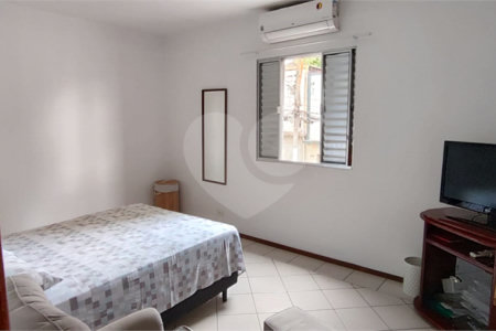 Casa à venda com 3 quartos, sendo 1 suíte, em Santana, São Paulo, SP