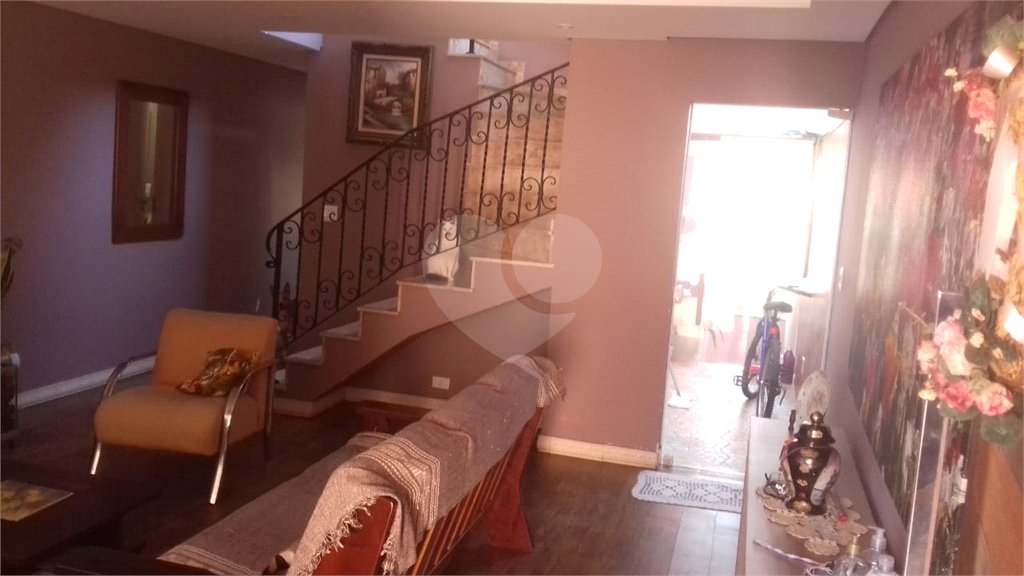 Casa à venda com 4 quartos, sendo 2 suítes, em Vila Medeiros, São Paulo, SP