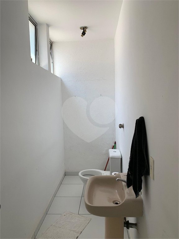 Casa à venda com 3 quartos, sendo 1 suíte, em Jardim Prudência, São Paulo, SP