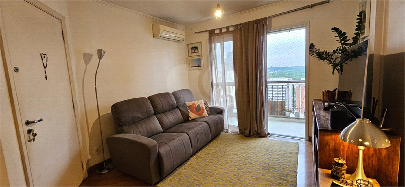 Apartamento à venda com 3 quartos, sendo 2 suítes, em Pinheiros, São Paulo, SP