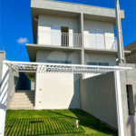 Casa à venda com 2 suítes em Vila Santa Helena, Atibaia, SP