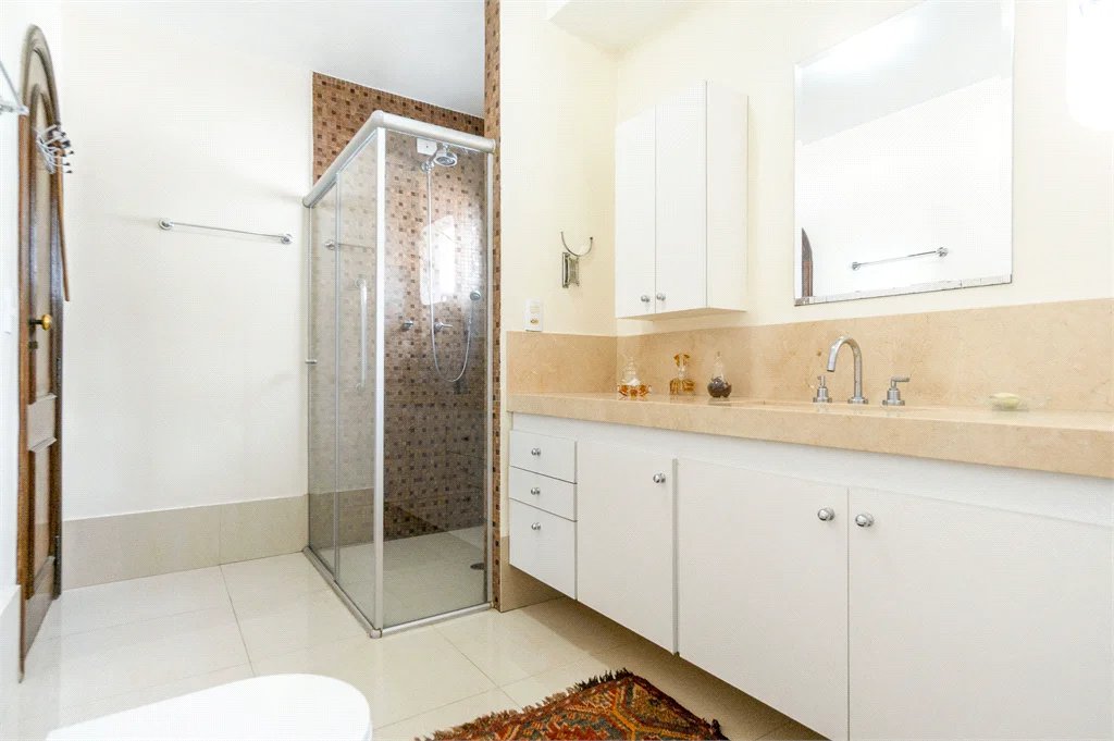 Casa Térrea à venda com 3 quartos, sendo 1 suíte, em Vila Inah, São Paulo, SP