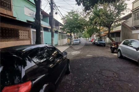 Casa à venda com 3 quartos, sendo 1 suíte, em Senador Camará, Rio de Janeiro, RJ