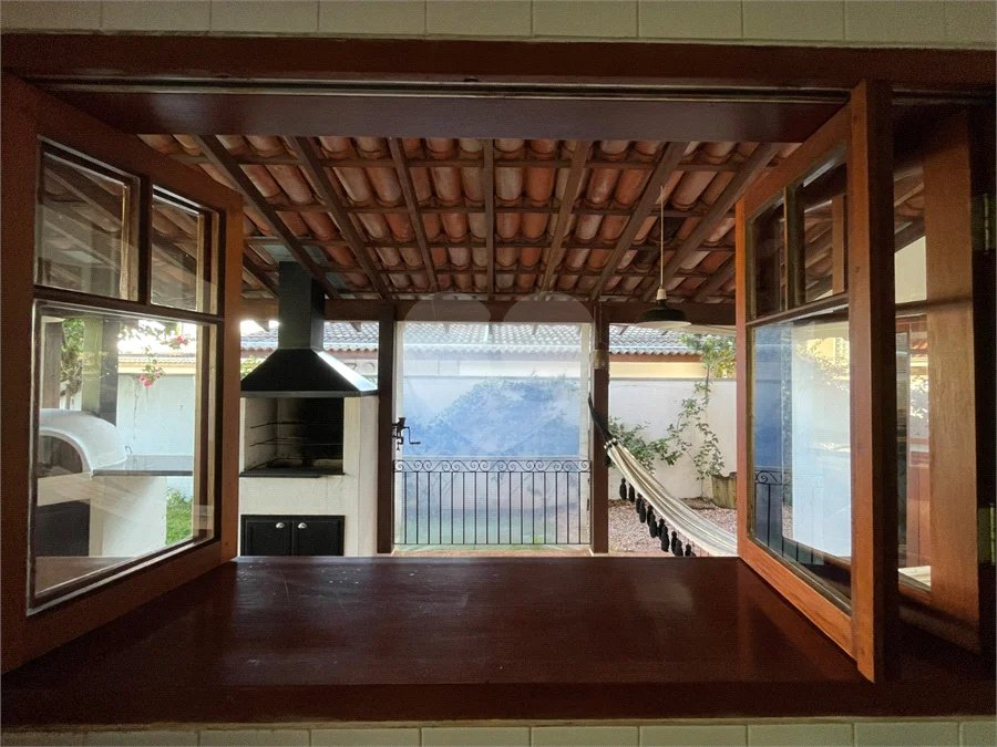 CASA CONDOMINIO DAMHA II