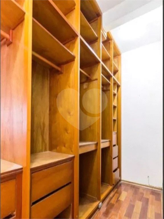 Casa com 203m² , 4 dormitórios , sendo 3 suítes , 2 vagas , à venda na Vila Formosa.