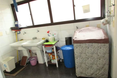 APARTAMENTO COM 4 DORMITÓRIOS E 4 VAGAS À VENDA NA MOOCA
