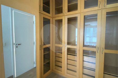 Casa para alugar com 3 suítes no condomínio Angelo Vial, Sorocaba - SP