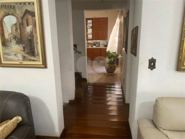 Sobrado à venda com 3 quartos, sendo 1 suíte,  em Tremembé, São Paulo, SP
