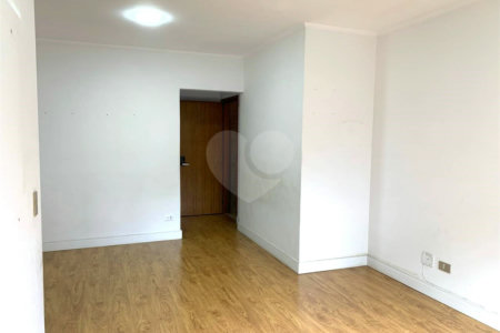 Apartamento à venda com 3 quartos, sendo 1 suíte,  em Bela Aliança, São Paulo, SP