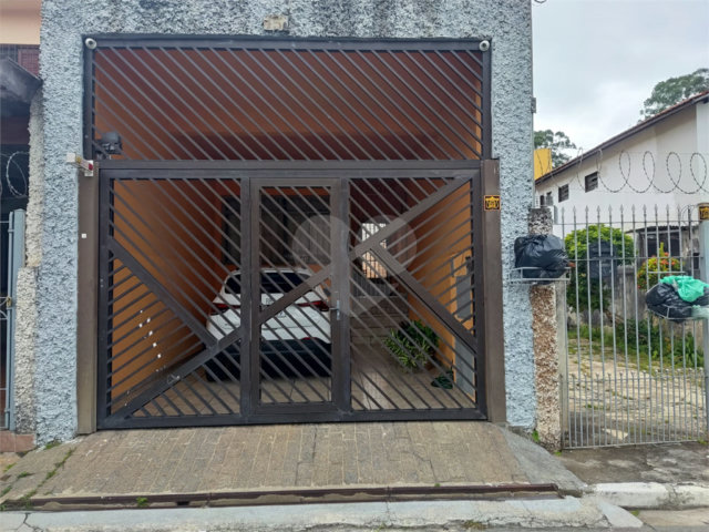 Sobrado à venda com 3 quartos, sendo 1 suíte,  em Tremembé, São Paulo, SP