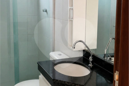 Casa à venda com 3 quartos, sendo 1 suíte,  no condomínio Maison Vert, Várzea Grande - MT