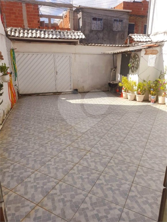 Casa à venda com 4 quartos, sendo 1 suíte, em Guaratiba, Rio de Janeiro, RJ