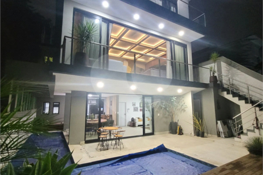 Casa à venda com 4 suítes no condomínio Jardim Itatinga, São Paulo - SP