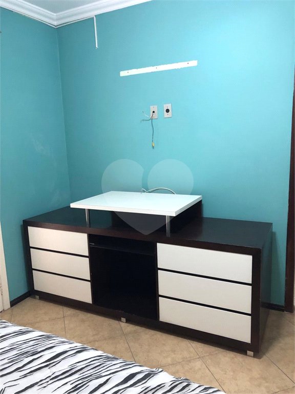 Casa à venda com 3 quartos, sendo 1 suíte, no condomínio Jardim das Pedras, São Paulo - SP
