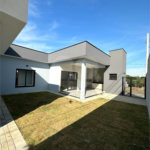 Casa à venda com 3 quartos, sendo 1 suíte,  no condomínio Lagos D Icaraí, Salto - SP