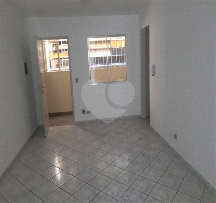 Apartamento para alugar com 3 quartos em Bom Retiro, São Paulo, SP