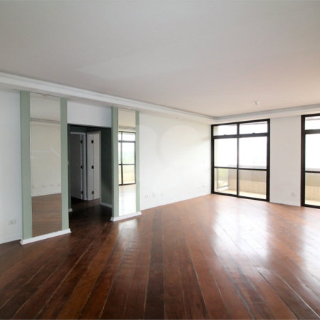 Apartamento à venda com 4 quartos, sendo 3 suítes, em Santo Amaro, São Paulo, SP