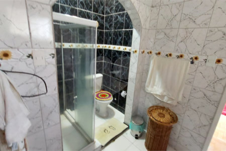 Casa à venda com 6 quartos, sendo 3 suítes, em Grajaú, Rio de Janeiro, RJ