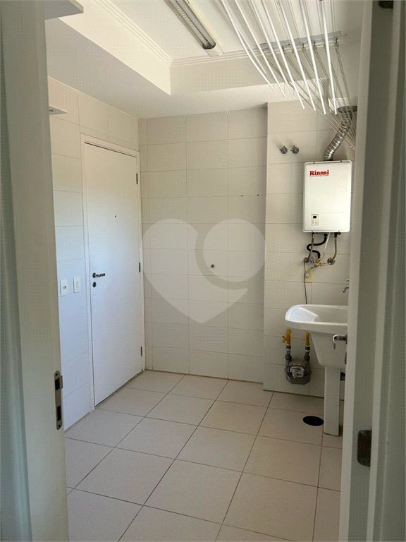 Apartamento à venda com 2 suítes em Vila Oliveira, Mogi das Cruzes, SP