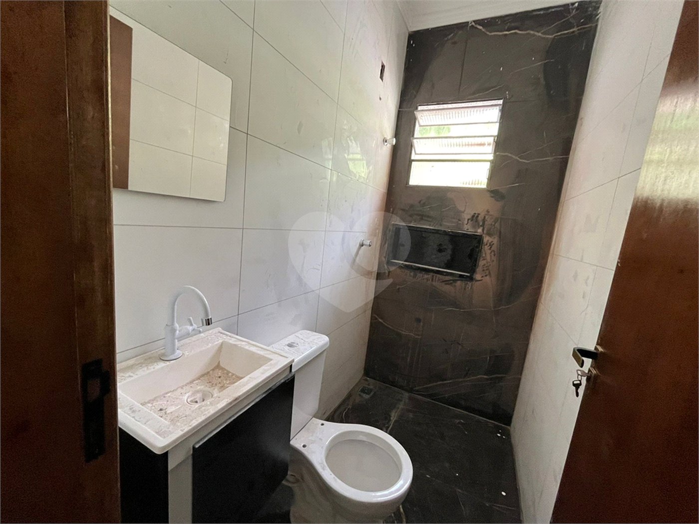 Casa à venda com 2 quartos, sendo 1 suíte, em Ipanema Ville, Sorocaba, SP