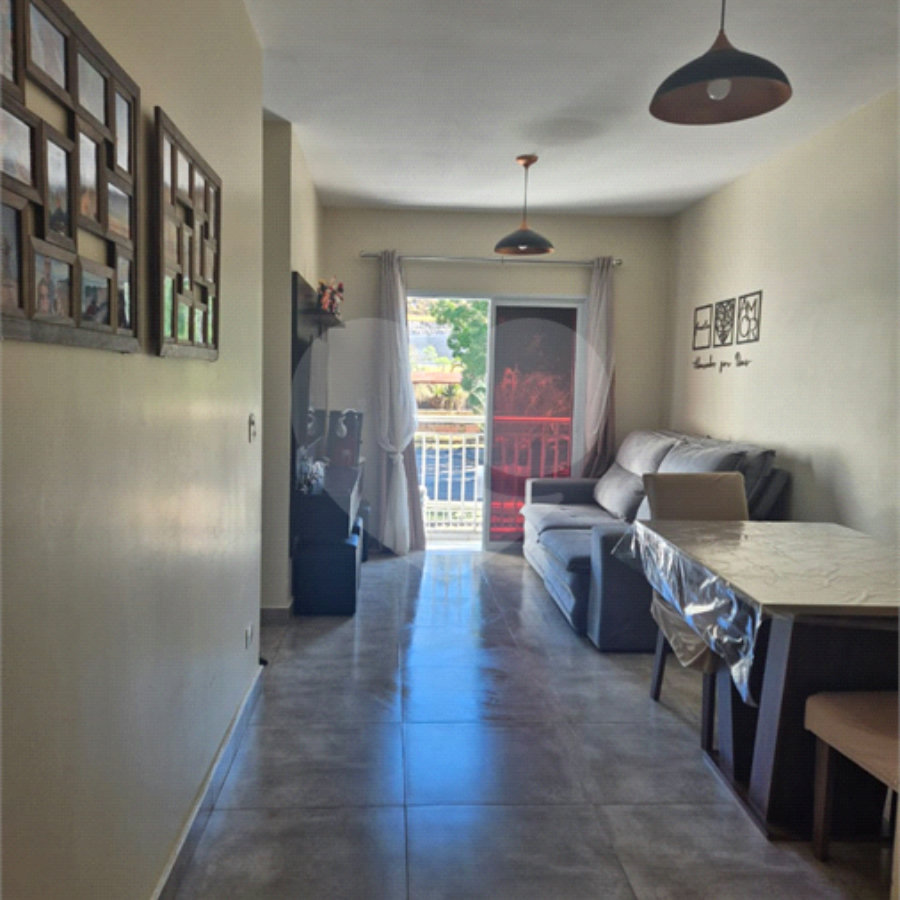 Apartamento à venda com 2 quartos, sendo 1 suíte, em Estação, São Roque, SP