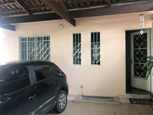 Casa à venda com 4 quartos em Parada Inglesa, São Paulo, SP