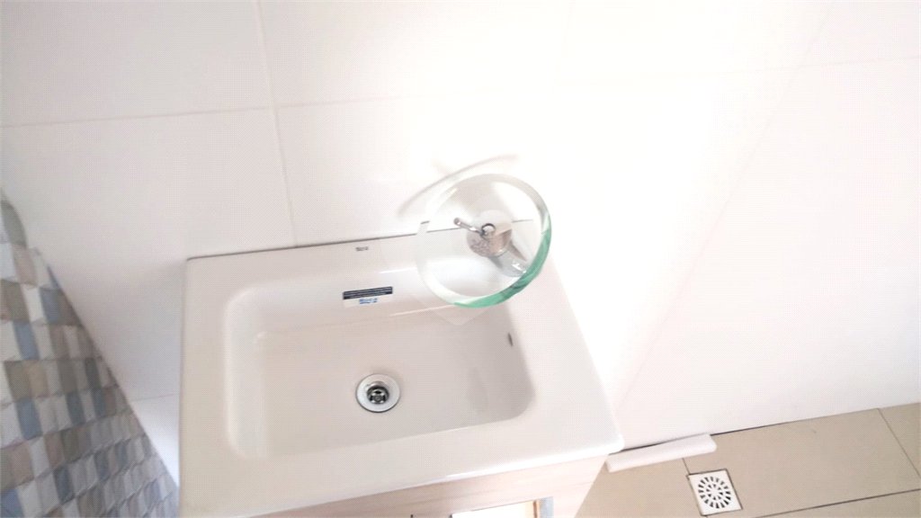 Sobrado à venda com 4 quartos, sendo 3 suítes, em Condomínio Residencial Shamballa Iii, Atibaia, SP