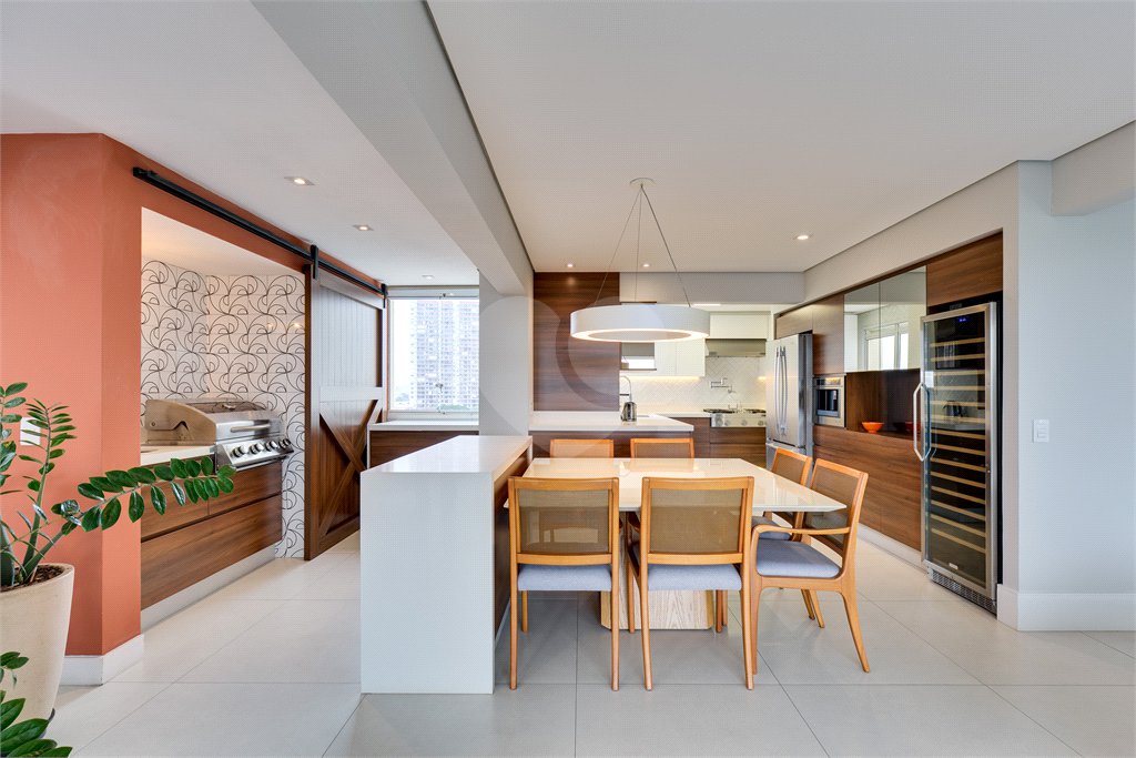 Apartamento para alugar com 4 suítes em Granja Julieta, São Paulo, SP
