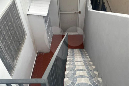Sobrado à venda com 5 quartos, sendo 1 suíte, em Nova Piraju, São Paulo, SP
