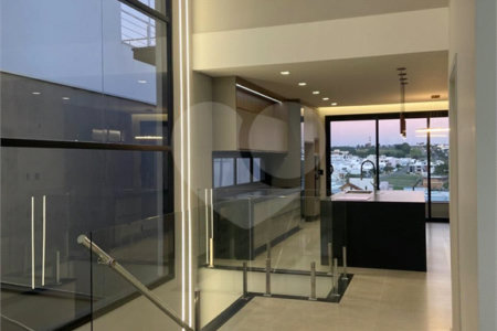 Casa à venda com 3 suítes no condomínio Glarus, Campinas - SP