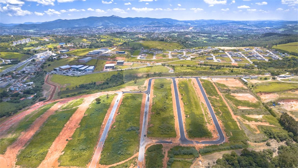 Terreno à venda no condomínio Parque Serras de Atibaia 3, Atibaia - SP