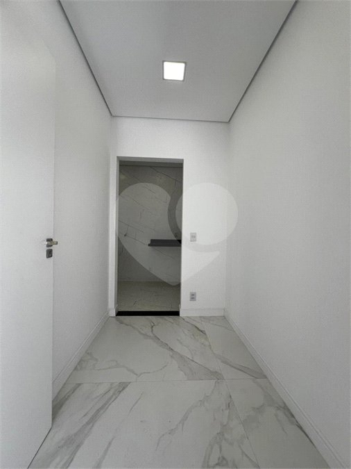 Casa à venda com 4 suítes no condomínio Residencial Mosaico da Serra, Mogi das Cruzes - SP