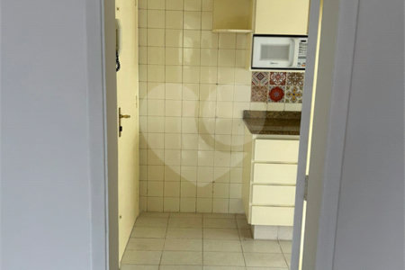locação dois dormitorios Moema Pássaros