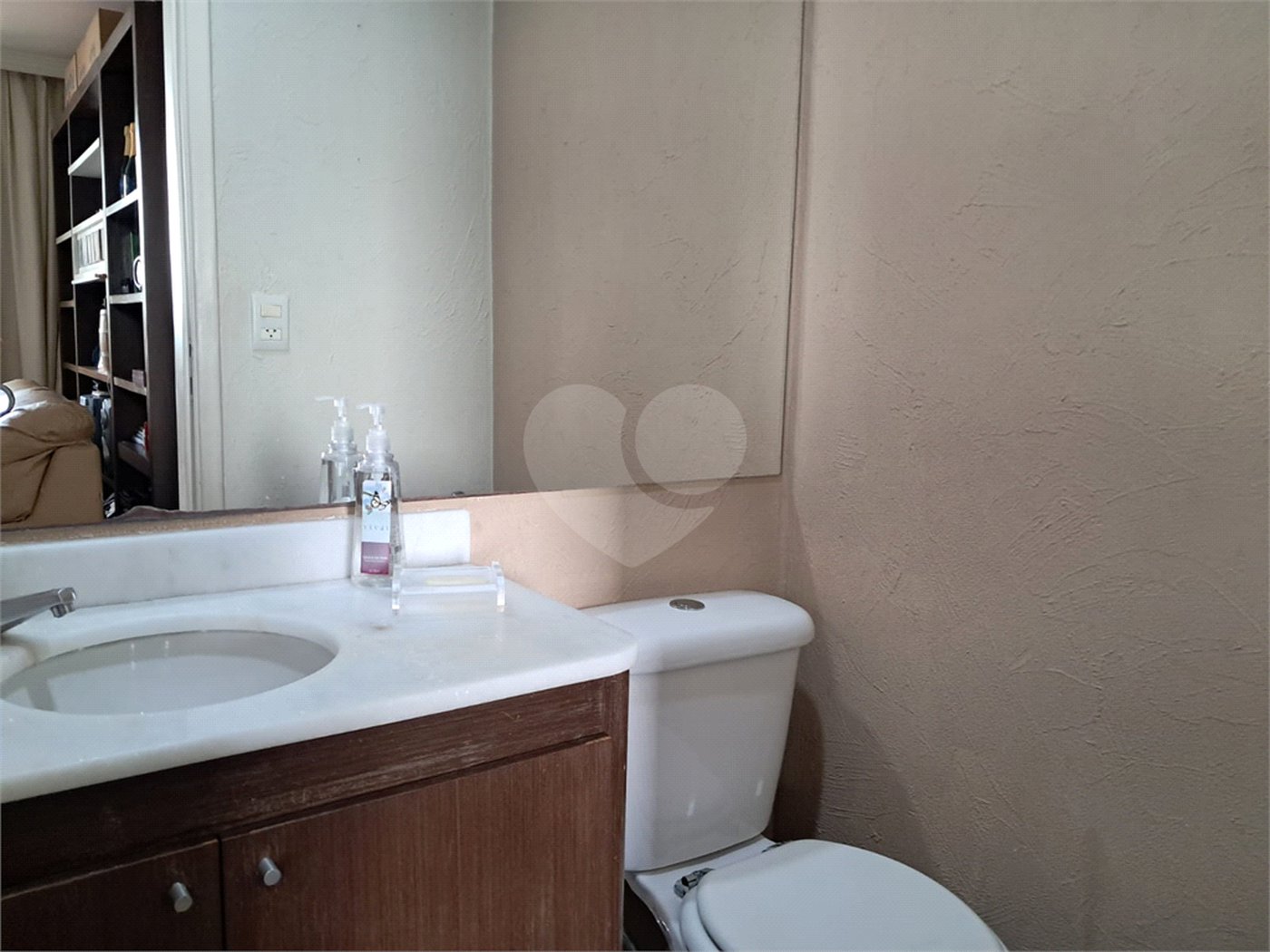 Apartamento à venda com 3 suítes em Vila Romana, São Paulo, SP