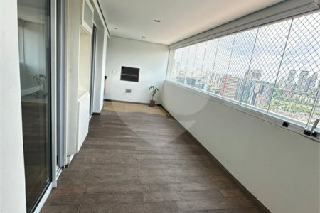 Apartamento à venda com 3 quartos, sendo 1 suíte, em Brooklin Paulista, São Paulo, SP