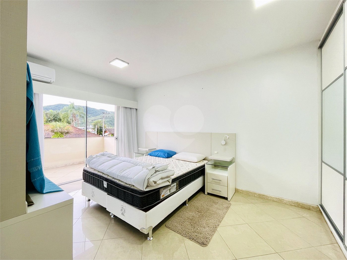 Casa à venda com 5 suítes no Centro, Porto Belo, SC
